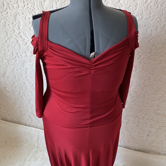 EUC Evanese burgundy Maxi Cold Shoulder Dress, sz 2x - Picture 3 of 7